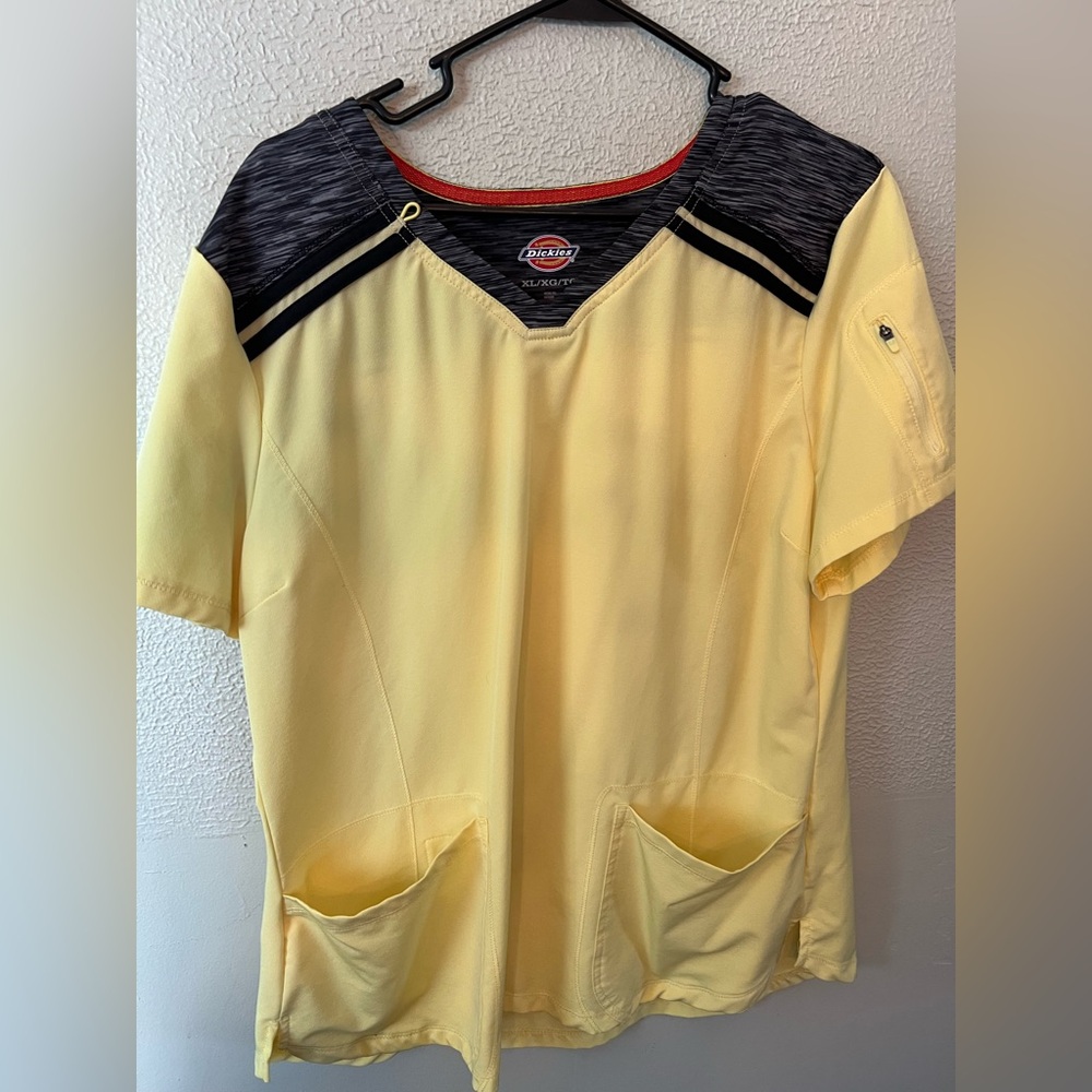 Dickies Yellow Scrub Top with Black Accents